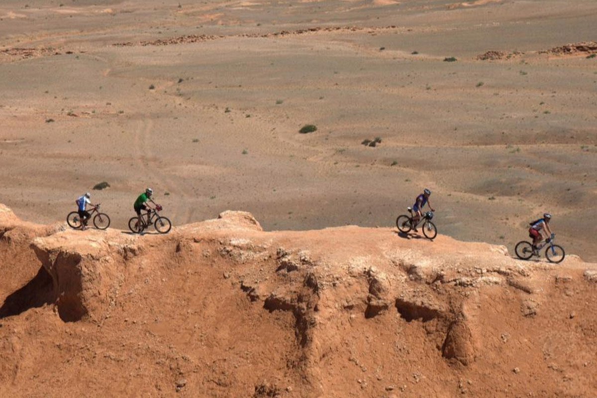 Cycling in Gobi photo 2