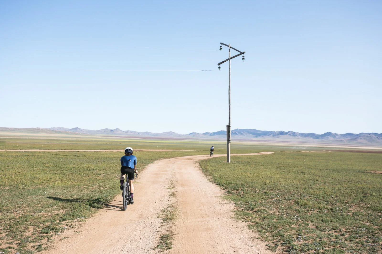 Cycling in Gobi photo 3